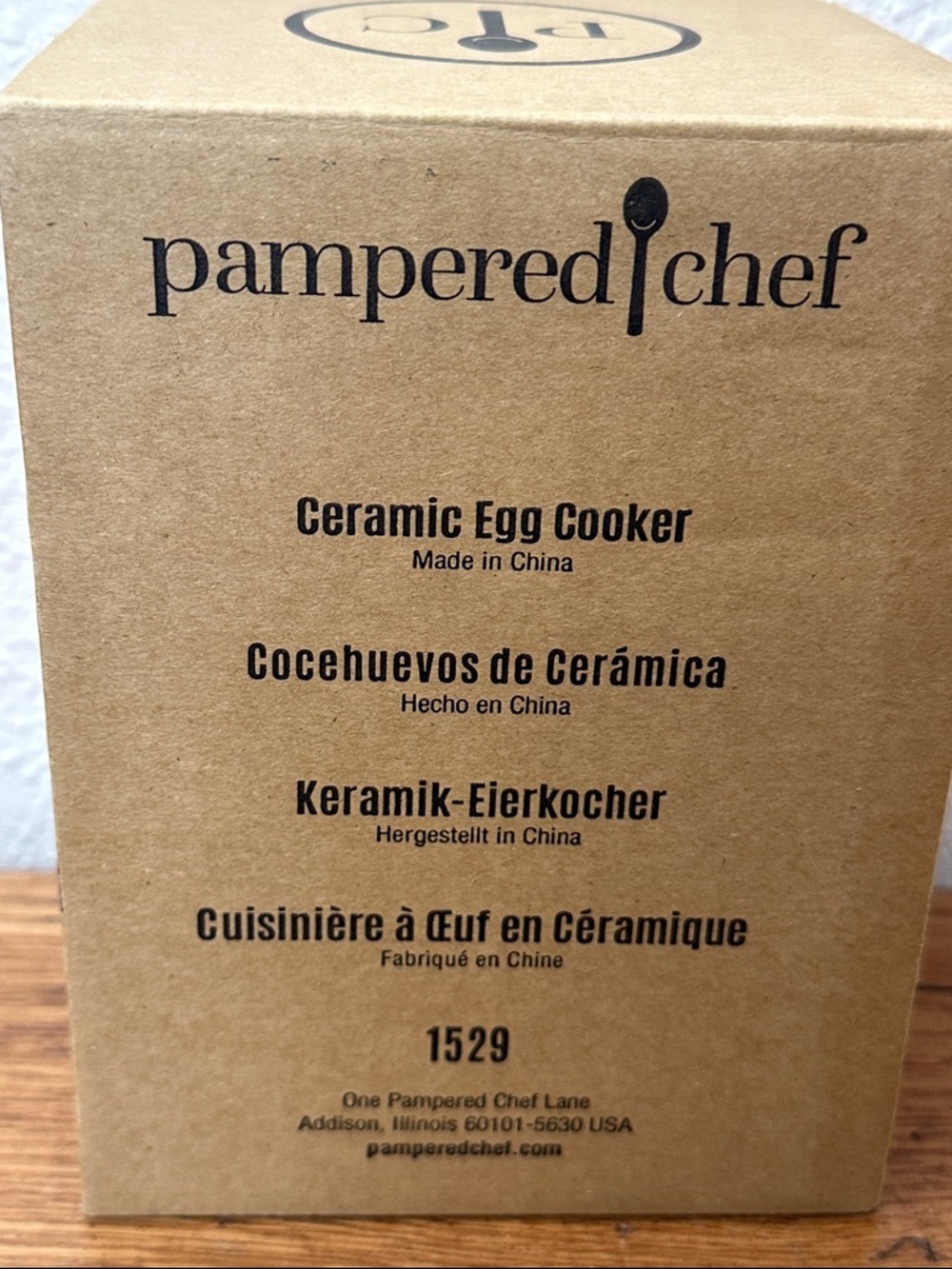 Pampered Chef Ceramic Egg Cooker - White